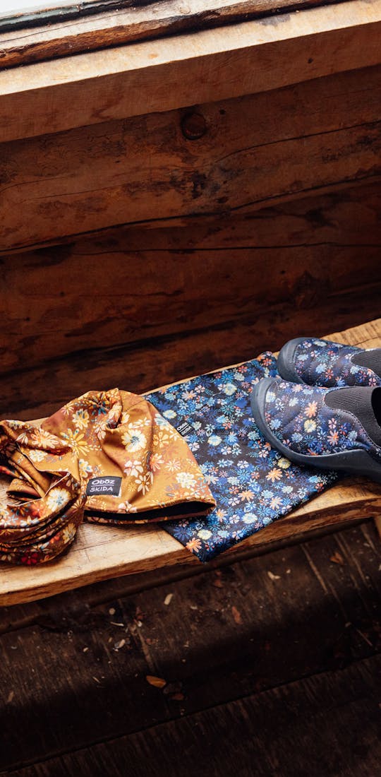 Hats, buffs, and Whakatā Puffy's from the Oboz and Skida collab