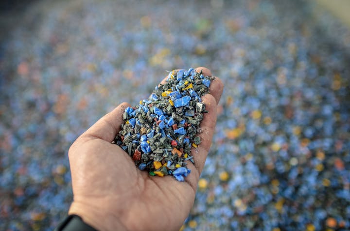 Raw materials for recycling.