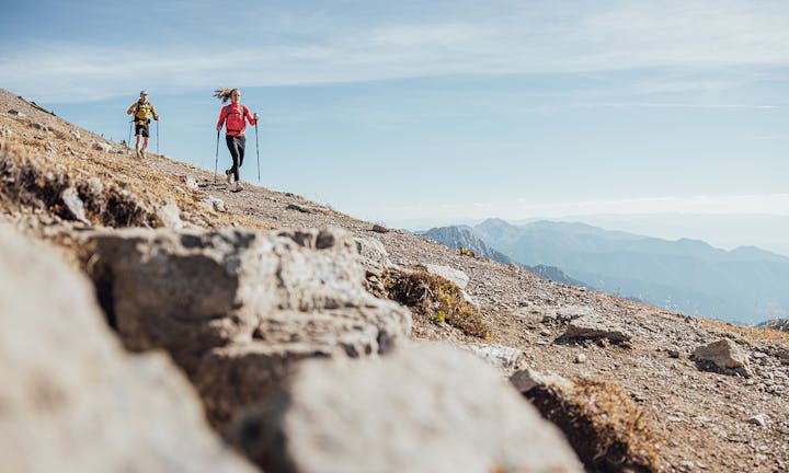 Hiking in the Oboz Katabatic Wind hiking shoe.