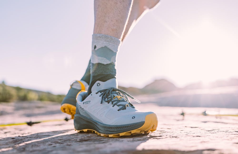 Hiker in the Oboz Katabatic LT Low Gore-Tex waterproof hiking shoe.