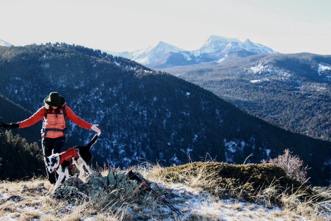 Oboz Local Hero, Hallie Zolynski, with her dogs in the Anaconda-Pintler Wilderness.