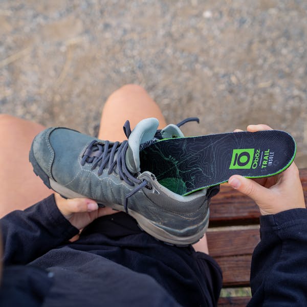 Putting the Oboz Trail insole in Oboz Sypes mid hiking shoe.