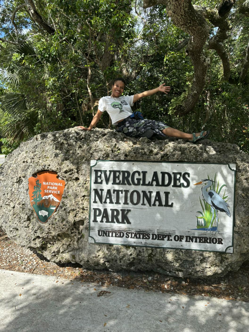 Diamon sits on the Everglades national Park sign.