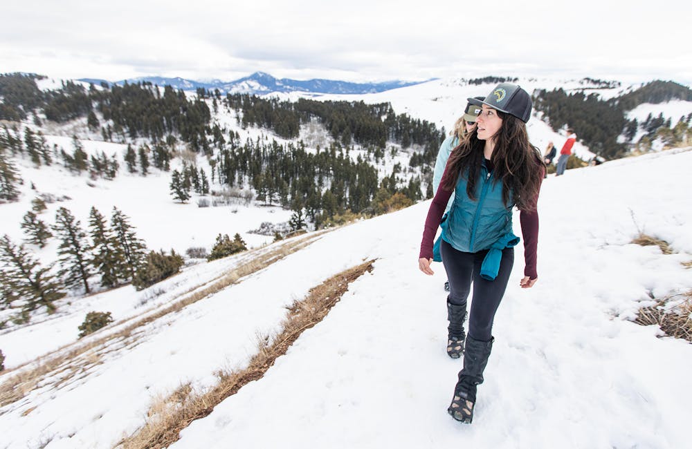 Oboz Footwear Ambassador Jackie Nourse hiking in the snow.